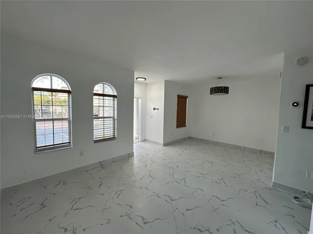 5225 NW 112th Ave # 5, Doral FL 33178