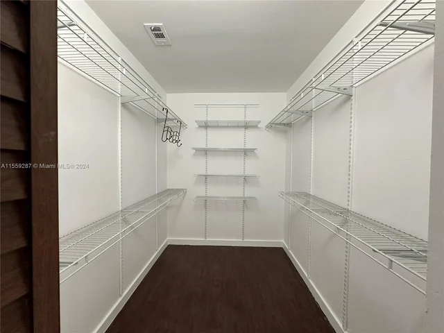 5225 NW 112th Ave # 5, Doral FL 33178