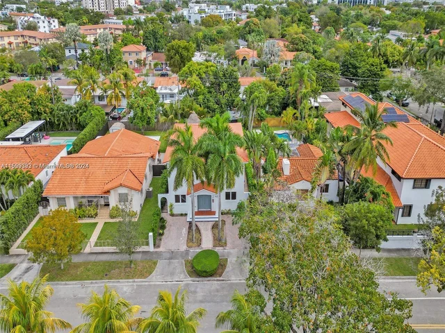 527 SW 20th Rd, Miami FL 33129