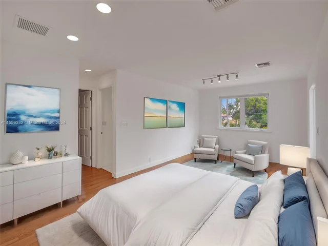 527 SW 20th Rd, Miami FL 33129