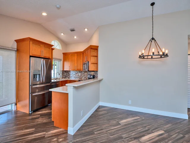 1464 Garden Rd, Weston FL 33326