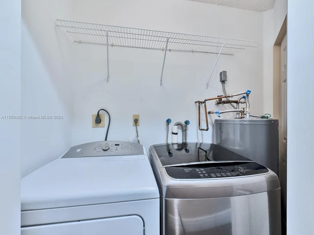 1464 Garden Rd, Weston FL 33326