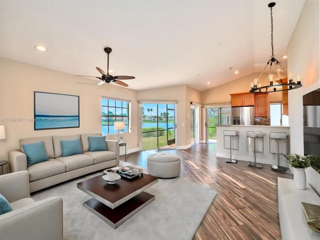 1464 Garden Rd, Weston FL 33326