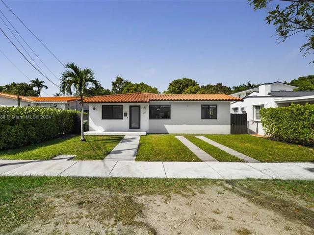 2539 SW 20th St, Miami FL 33145