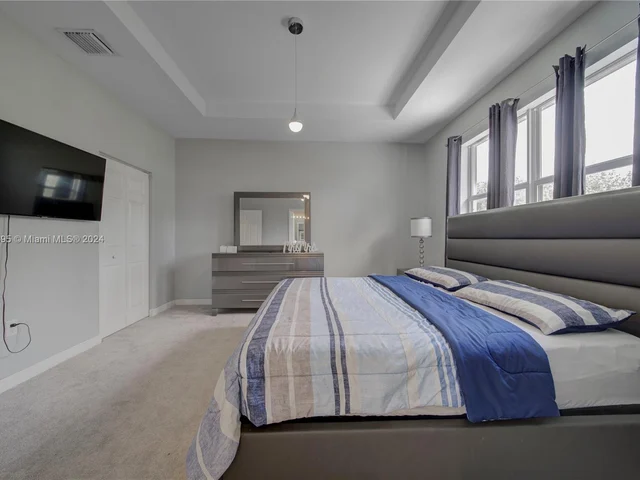 3144 SE 3rd Dr, Homestead FL 33033