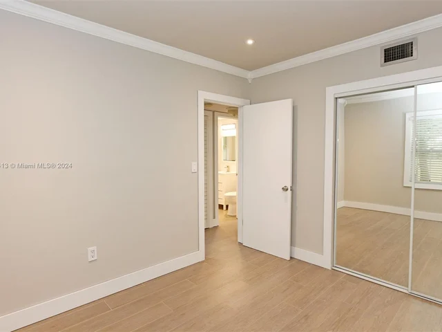 3375 Franklin Ave # D, Miami FL 33133