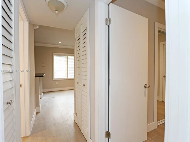 3375 Franklin Ave # D, Miami FL 33133