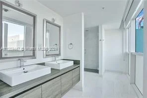 400 Sunny Isles Blvd # 604, Sunny Isles Beach FL 33160