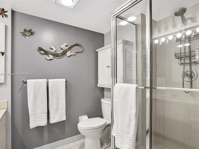 2300 NE 33rd Ave # 402, Fort Lauderdale FL 33305