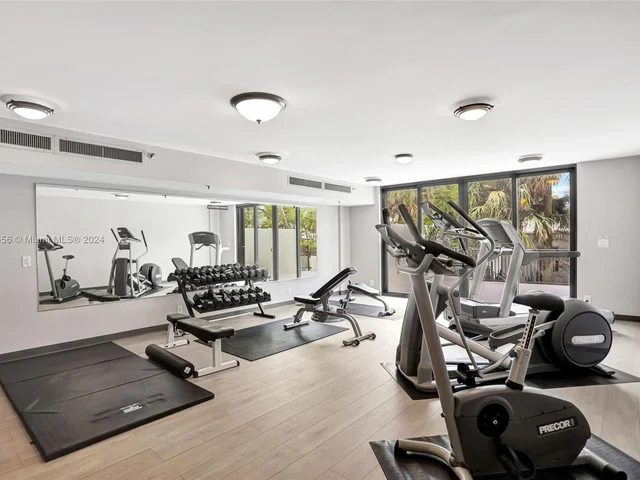 2300 NE 33rd Ave # 402, Fort Lauderdale FL 33305