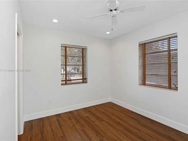 1954 SW 25th Ter, Miami FL 33133