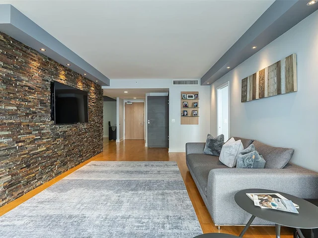 16400 Collins Ave # 1042, Sunny Isles Beach FL 33160