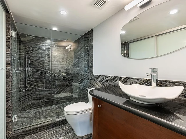 16400 Collins Ave # 1042, Sunny Isles Beach FL 33160