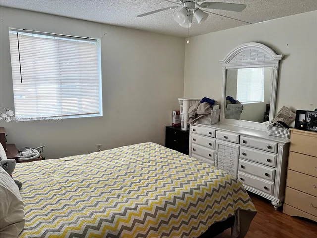 6195 NW 186th St # 211, Hialeah FL 33015