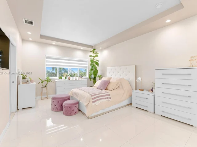 16554 SW 71st Ter # 16554, Miami FL 33193