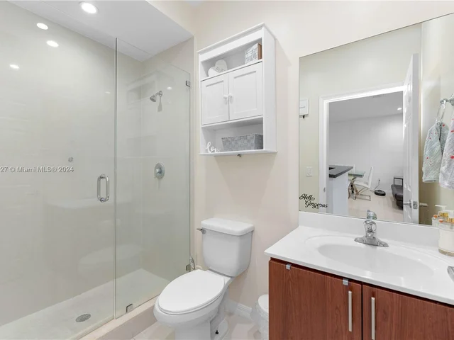 16554 SW 71st Ter # 16554, Miami FL 33193