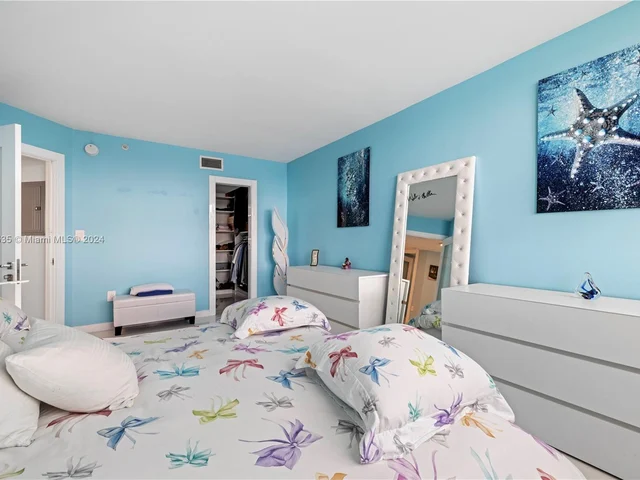 650 West Ave # 1211, Miami Beach FL 33139