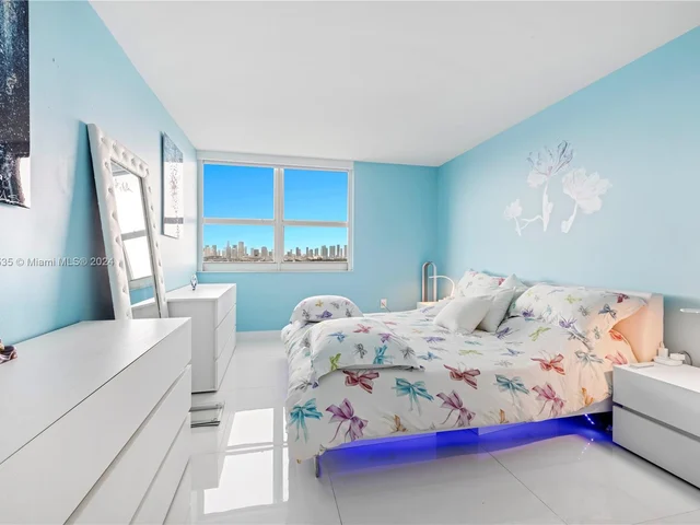 650 West Ave # 1211, Miami Beach FL 33139