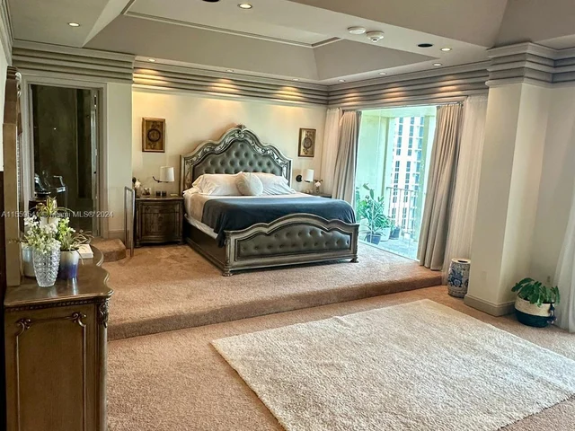 11111 Biscayne Blvd # G, Miami FL 33181