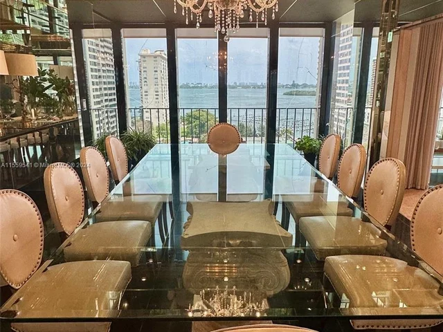 11111 Biscayne Blvd # G, Miami FL 33181