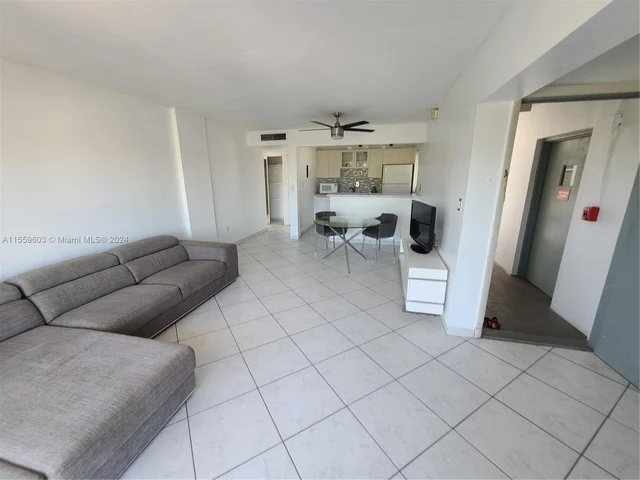 716 Michigan Ave # 501, Miami Beach FL 33139