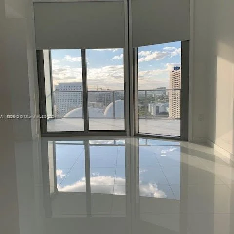 851 NE 1st Ave # 2110, Miami FL 33132