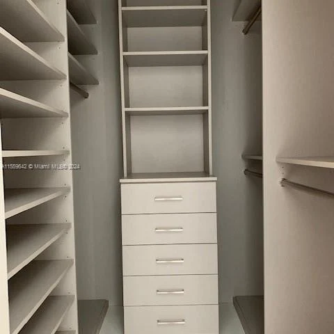 851 NE 1st Ave # 2110, Miami FL 33132