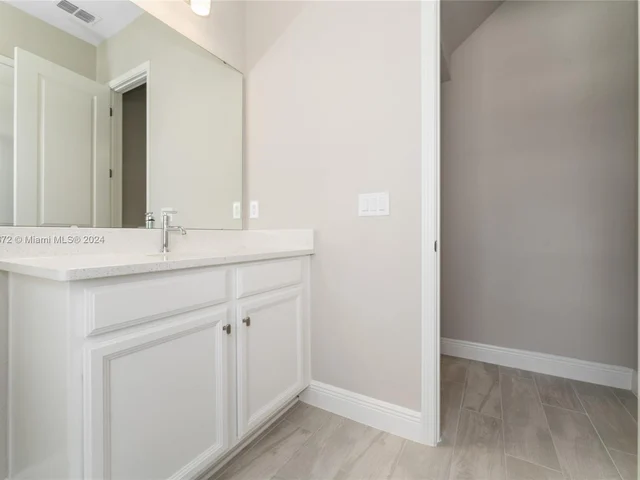 13254 Mcmillan Dr, Orlando FL 32827