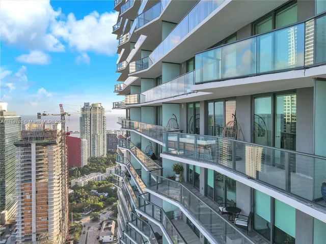 1300 S Miami Ave # 2001, Miami FL 33130