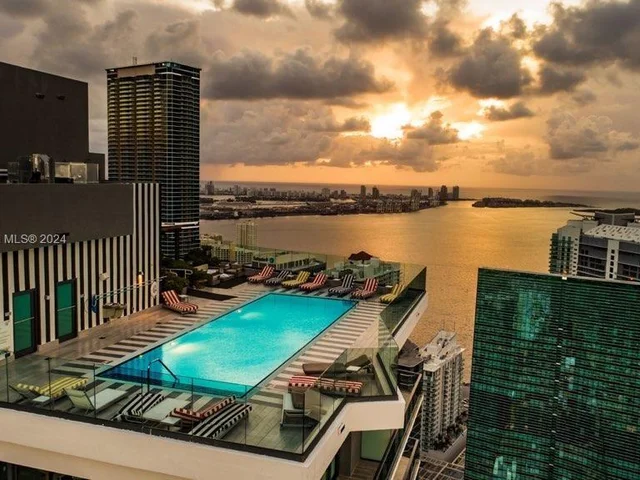 1300 S Miami Ave # 2001, Miami FL 33130