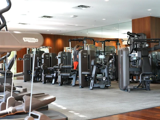 1300 S Miami Ave # 2001, Miami FL 33130