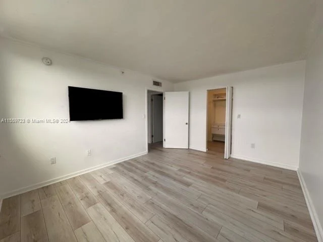 650 NE 64th St # G509, Miami FL 33138