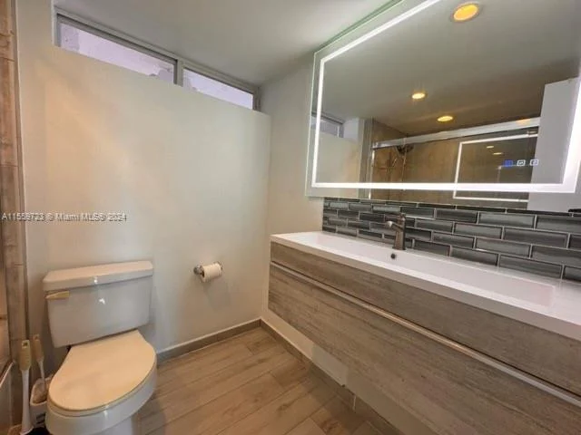 650 NE 64th St # G509, Miami FL 33138