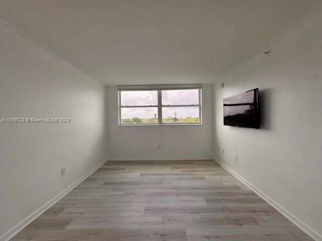 650 NE 64th St # G509, Miami FL 33138