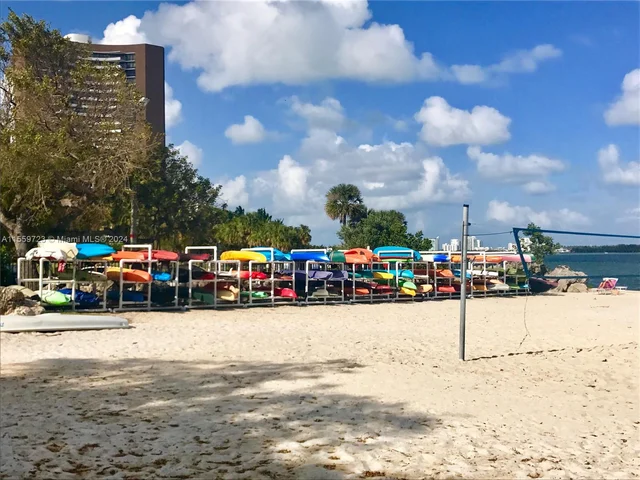 650 NE 64th St # G509, Miami FL 33138