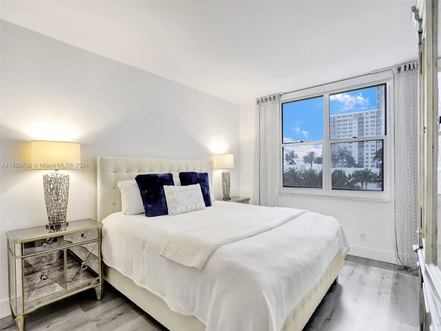 2501 S Ocean Dr # 415, Hollywood FL 33019