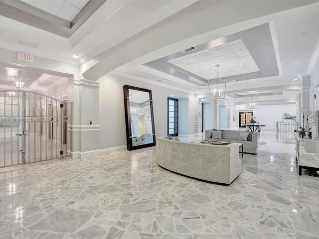 2501 S Ocean Dr # 415, Hollywood FL 33019