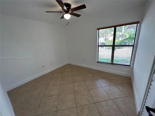 8910 SW 4th Ln, Miami FL 33174