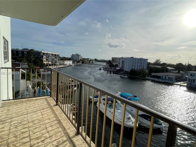 8250 Byron Ave # 401, Miami Beach FL 33141