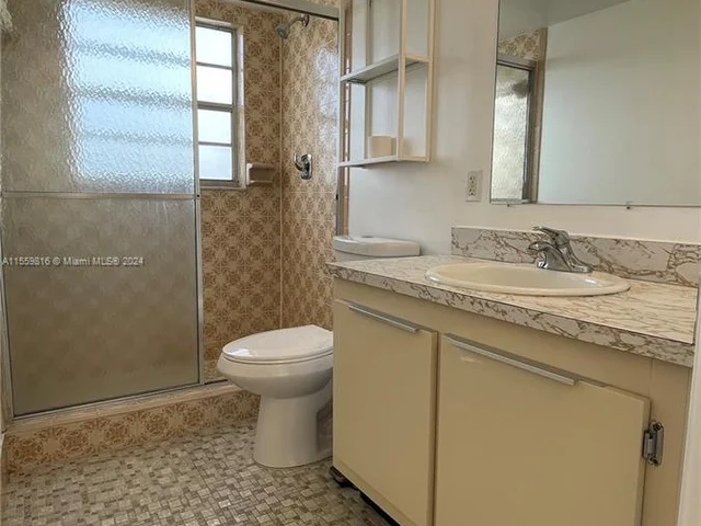 8250 Byron Ave # 401, Miami Beach FL 33141