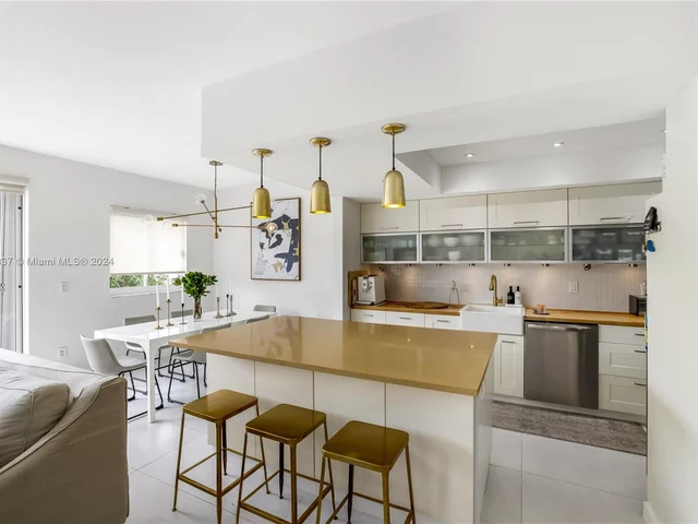 50 Ocean Lane Dr # 302, Key Biscayne FL 33149