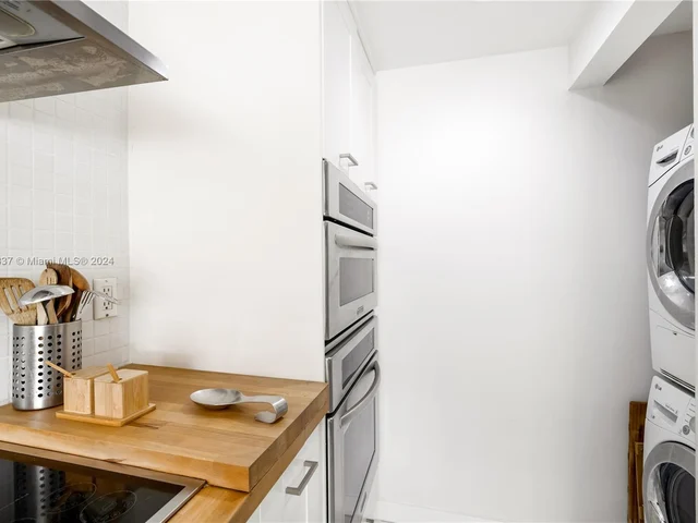 50 Ocean Lane Dr # 302, Key Biscayne FL 33149