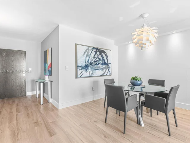 90 Alton Rd # 2305, Miami Beach FL 33139