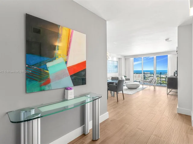 90 Alton Rd # 2305, Miami Beach FL 33139