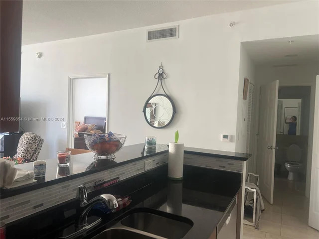 625 Casa Loma Blvd, Boynton Beach FL 33435