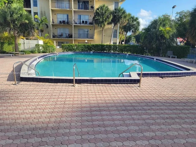 11925 NE 2nd Ave # B115, North Miami FL 33161