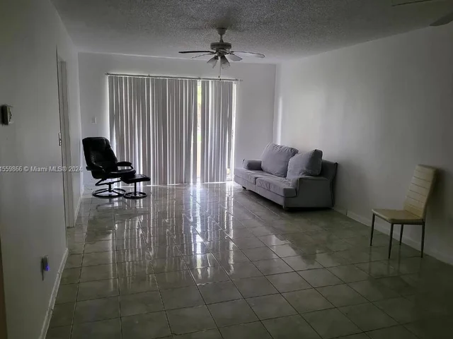 11925 NE 2nd Ave # B115, North Miami FL 33161