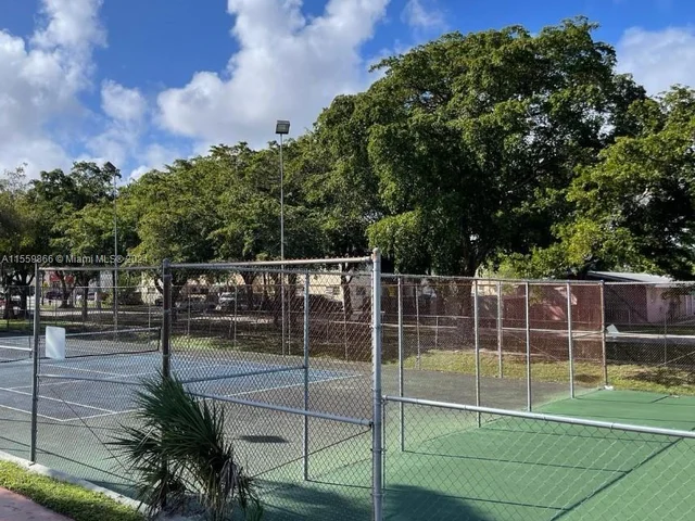 11925 NE 2nd Ave # B115, North Miami FL 33161