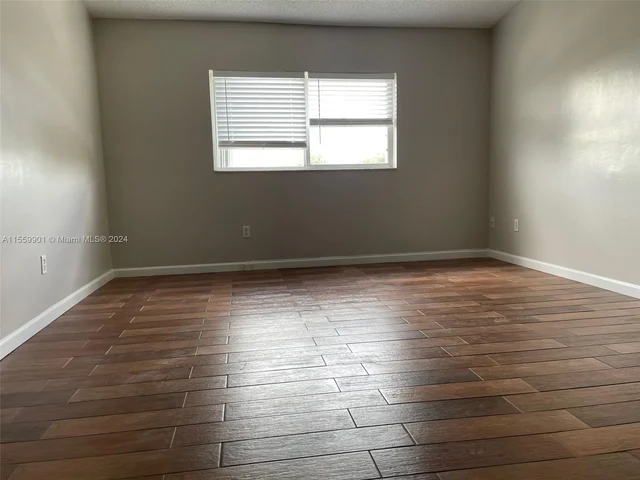 3650 N 56th Ave # 519, Hollywood FL 33021