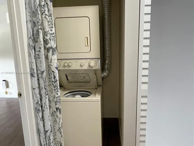 3650 N 56th Ave # 519, Hollywood FL 33021